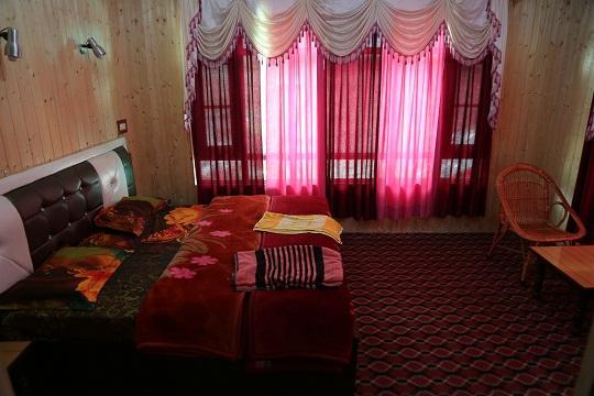 Hotel Glacier Heights